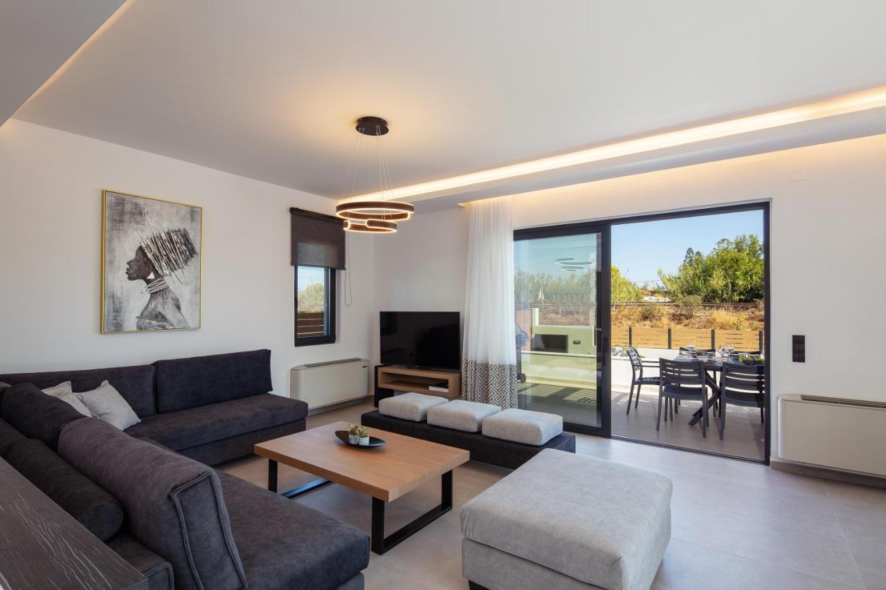 Sunnyside Villas, Ideal For Vibrant Stays,By Thinkvilla Pigianos Kampos  Eksteriør billede